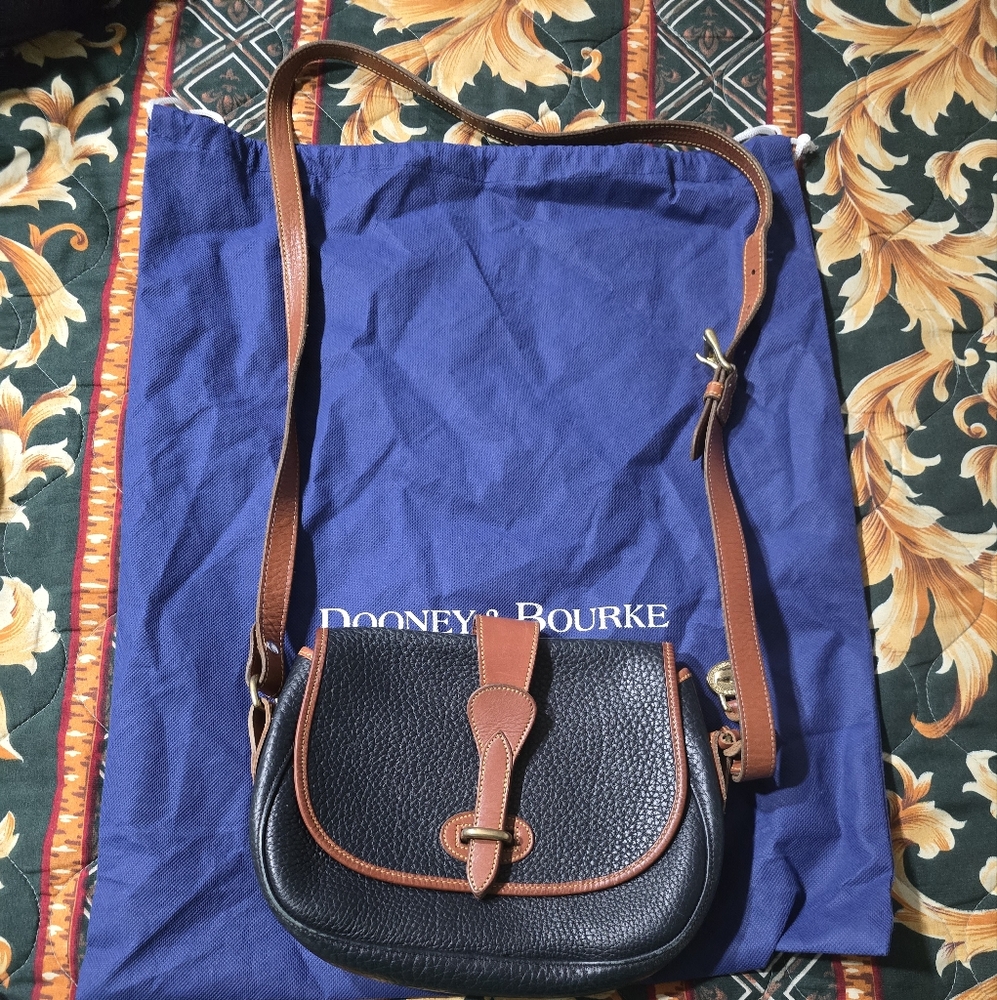 Dooney & Bourke Crossbody Bag